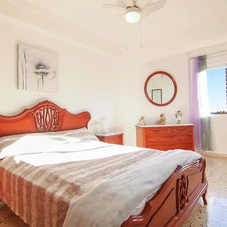 Con Vistas En El Centro De - La Linea Lejlighed *